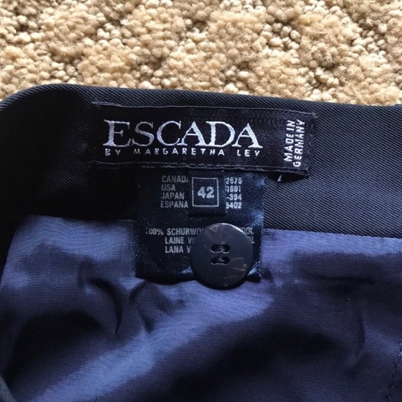Escada Pure Virgin Wool Skirt - Picture 2 of 6